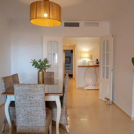 Apartmento Familiar Con Piscina Con Vista Al Mar Lejlighed Marbella